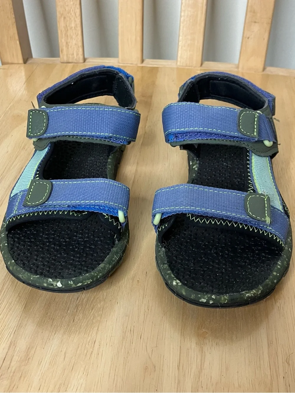 Wonder Nation boys Velcro strap sandals size 1 youth